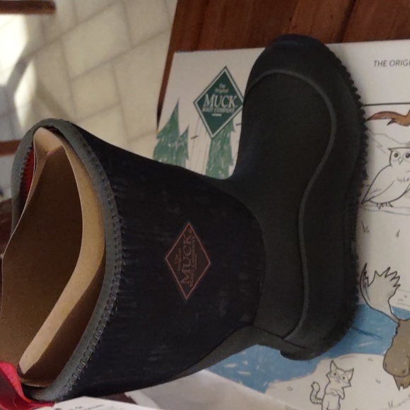 - New in box muck boots kids hale black/ linear camo sz 6 - Picture 3 of 7